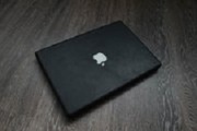 Продам запчасти от ноутбука MacBook  A1181 (Late 2006)